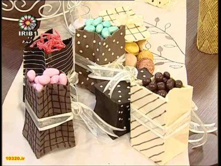 فیلم آموزش طرز تهیه پاکت شکلاتی