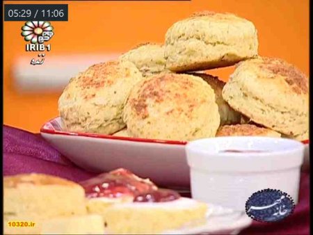 فیلم آموزش طرز تهیه نان اسکون