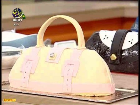 فیلم آموزش طرز تهیه تزئین کیک به شکل کیف