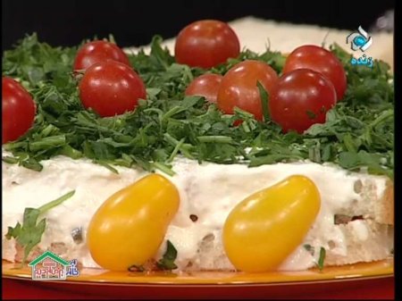 فیلم آموزش طرز تهیه کیک مرغ - خانم پریناز غلام آزاد